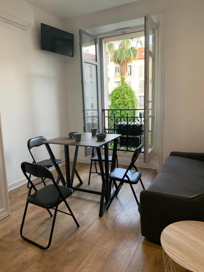 Apartamento Centre: à 300m De La Et De La Promenade Des